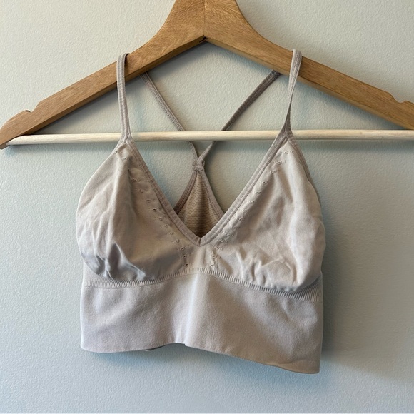 SPANX Shapewear Bra Size Medium - Picture 1 of 3